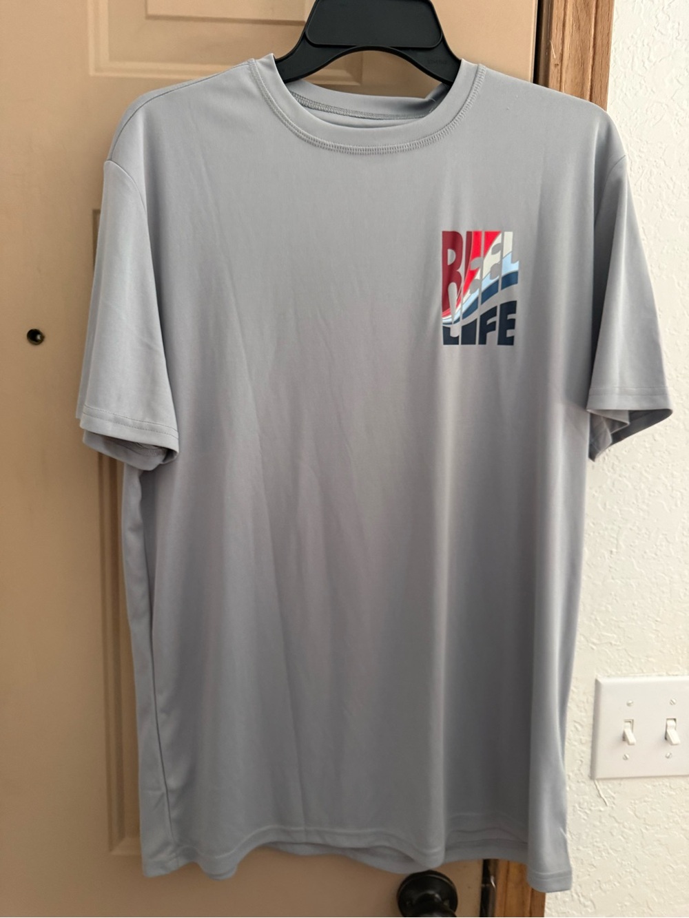 Short-Sleeve Graphic Tee in Gray with Multicolor 'Life' Motif